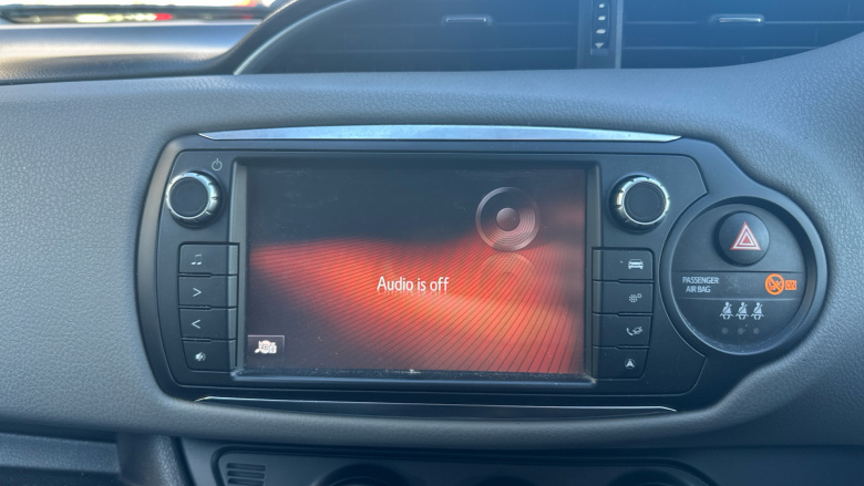 Toyota Yaris 1.33 VVT-i Icon 5dr Petrol Hatchback